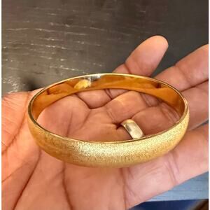 Vintage Signed Monet Gold Tone Bangle Bracelet 7.75”